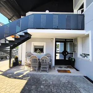 Jo-ma Apartma - Free Parking Appartamento